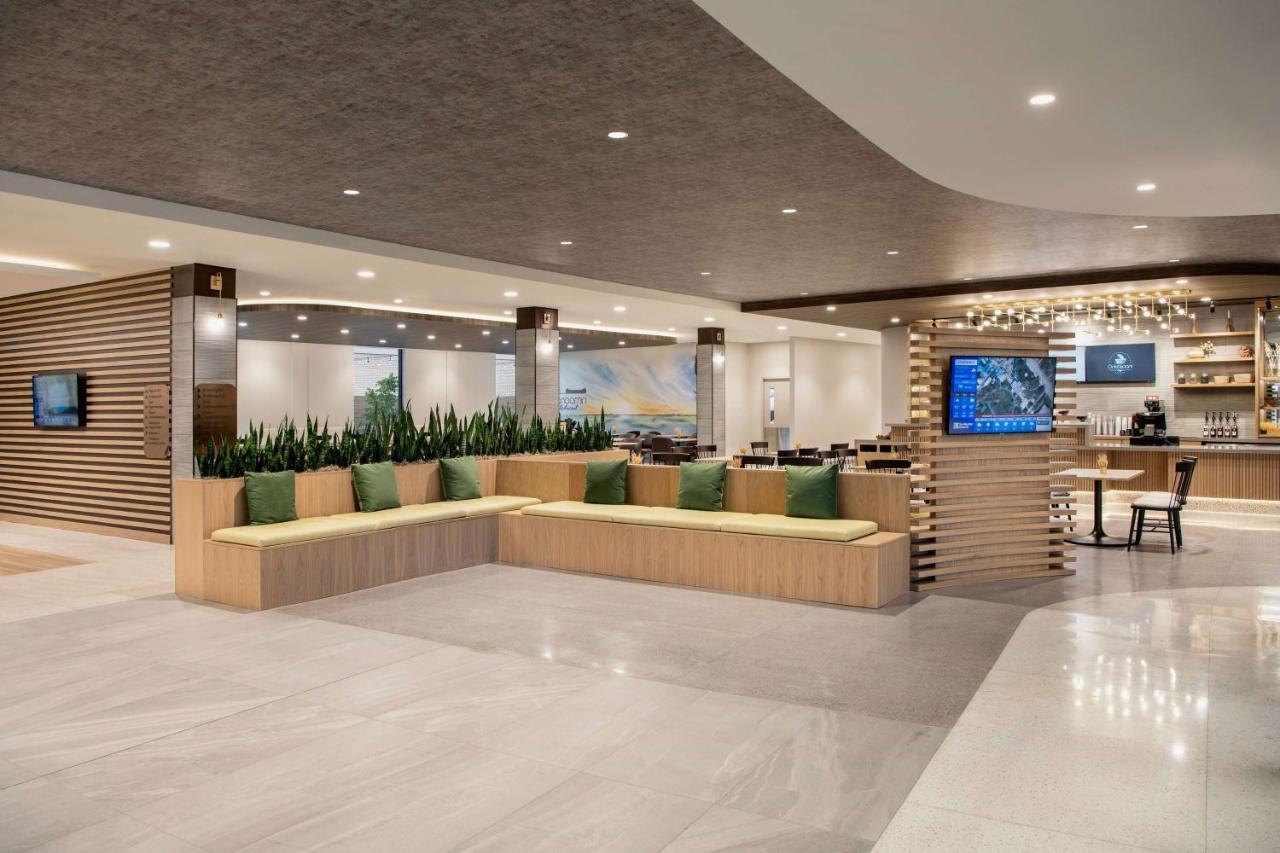 Wyndham Garden Airport Hotel 3*